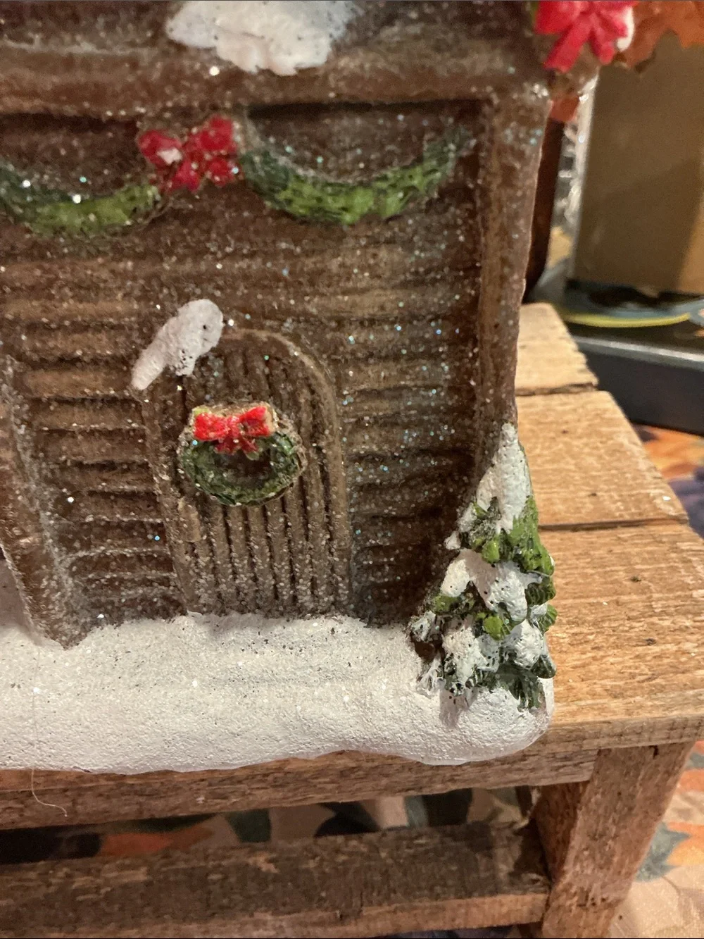 Light Up Glitter Log Cabin House Tabletop Decor